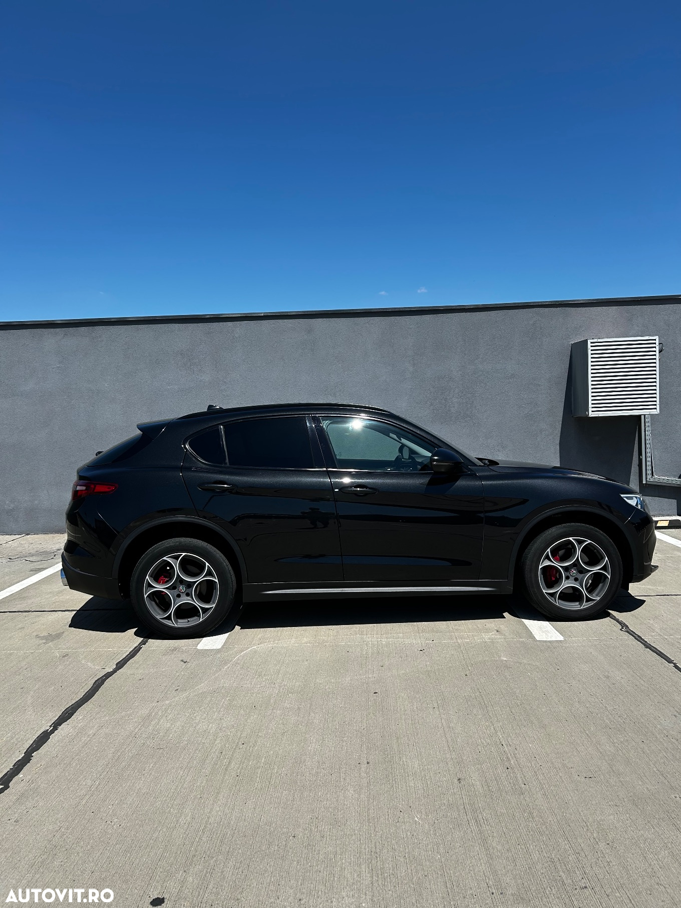 Alfa Romeo Stelvio - 8