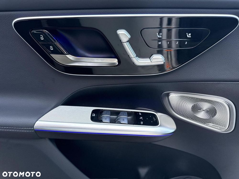 Mercedes-Benz GLC - 9