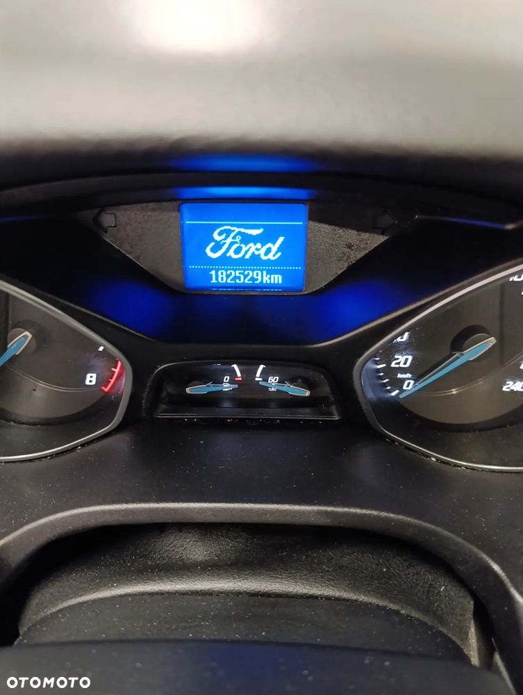 Ford Focus 1.6 Trend - 14