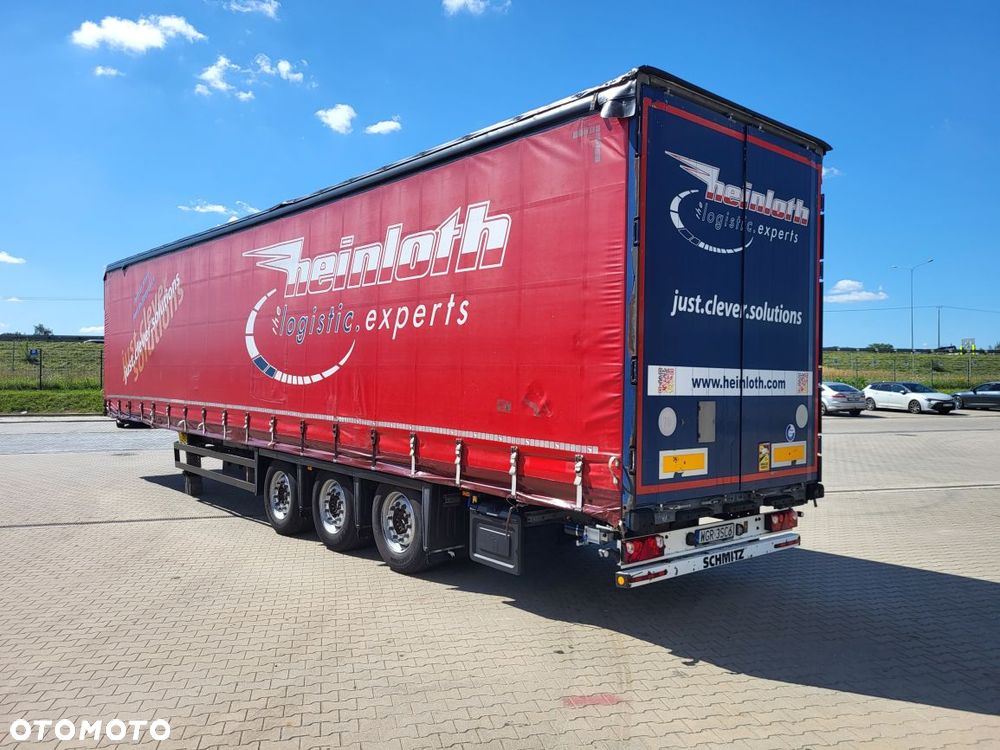 Schmitz Cargobull SCS Mega Varios; dach podnoszony; koła 385/55 R22,5 - 3
