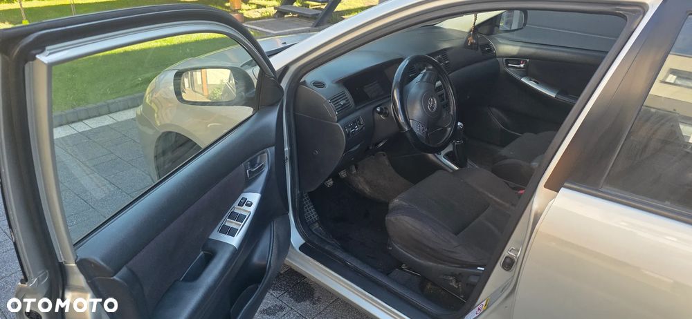 Toyota Corolla 1.4 D-4D - 7
