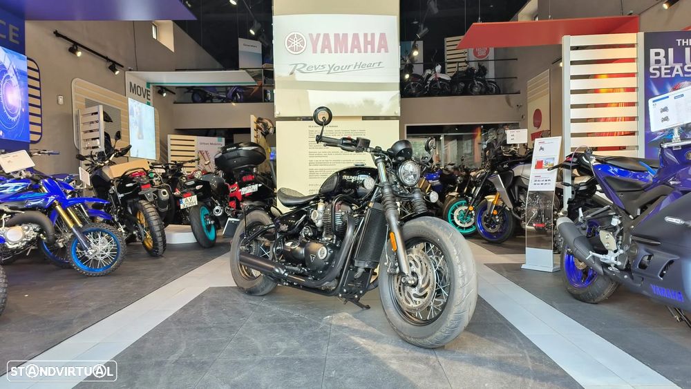 Triumph Bonneville Bobber 1200 Black Edition - 1