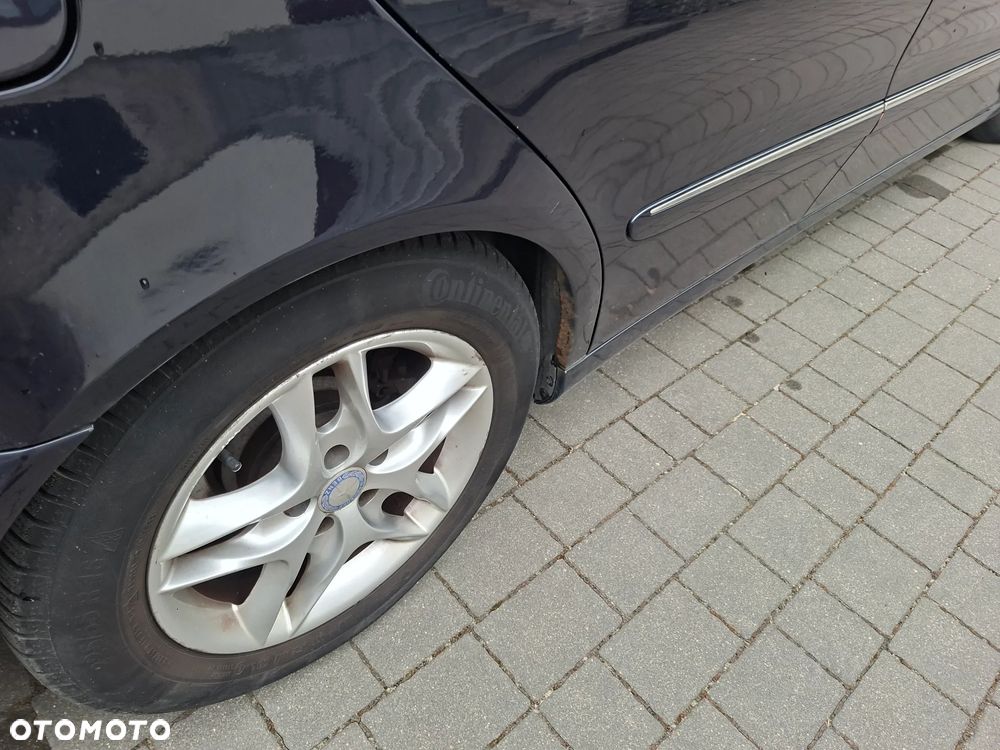 Mercedes-Benz Klasa E - 13