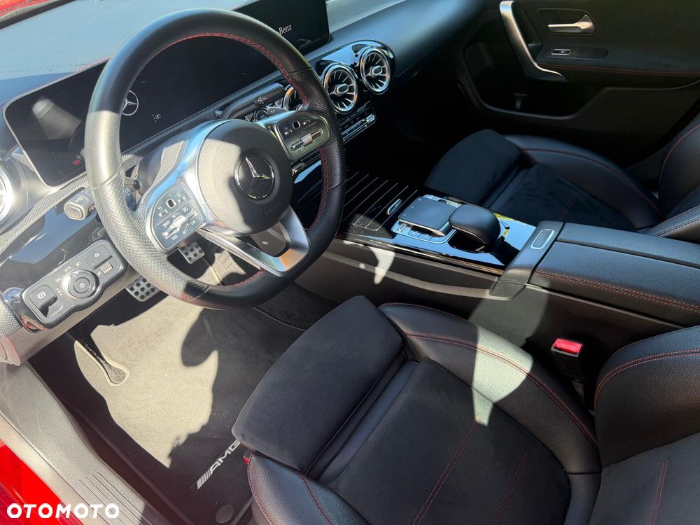 Mercedes-Benz CLA 200 AMG Line 7G-DCT - 20