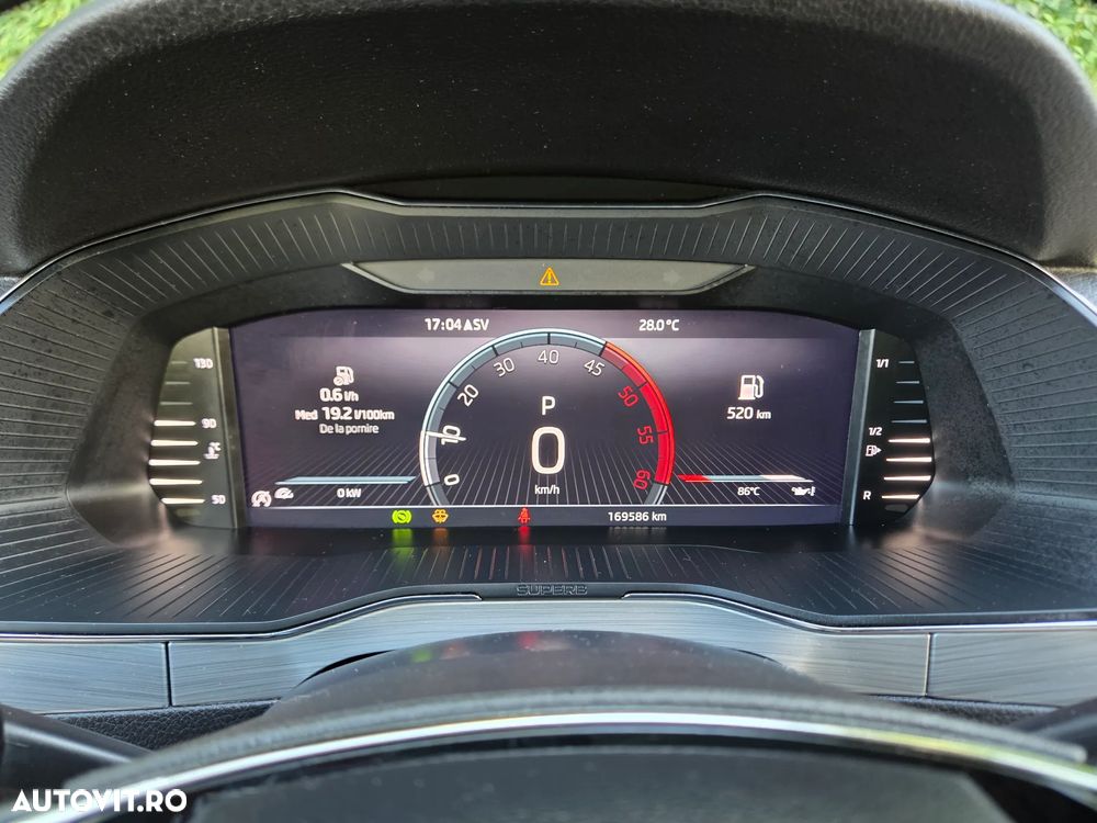 Skoda Superb 2.0 TDI DSG Selection - 26