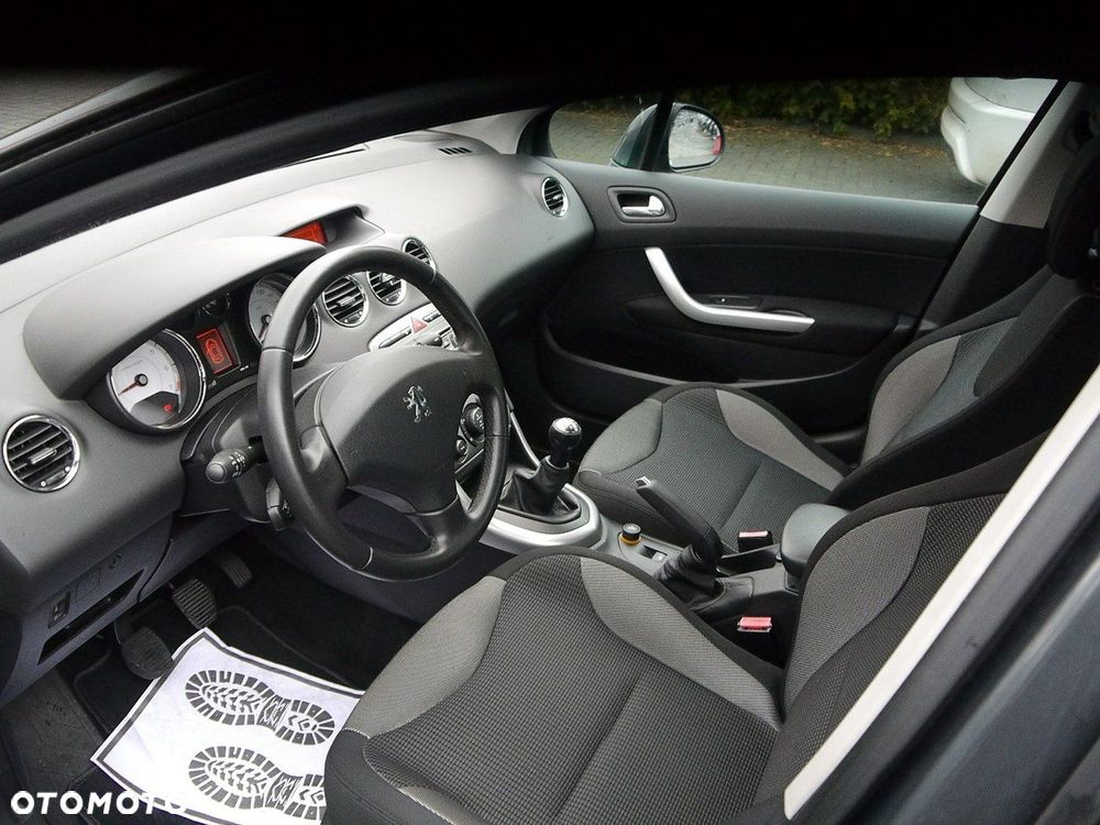 Peugeot 308 1.6 Premium - 27