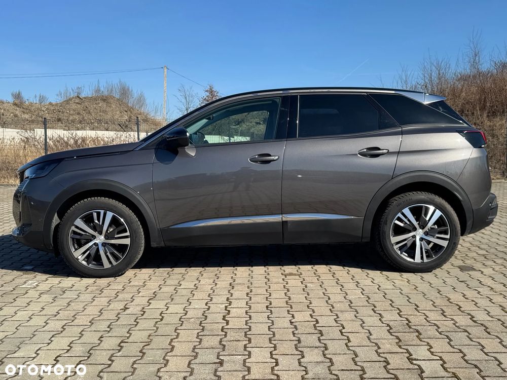 Peugeot 3008 1.2 PureTech Allure S&S EAT8 - 17