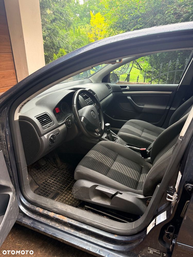 Volkswagen Golf 1.6 Trendline - 5