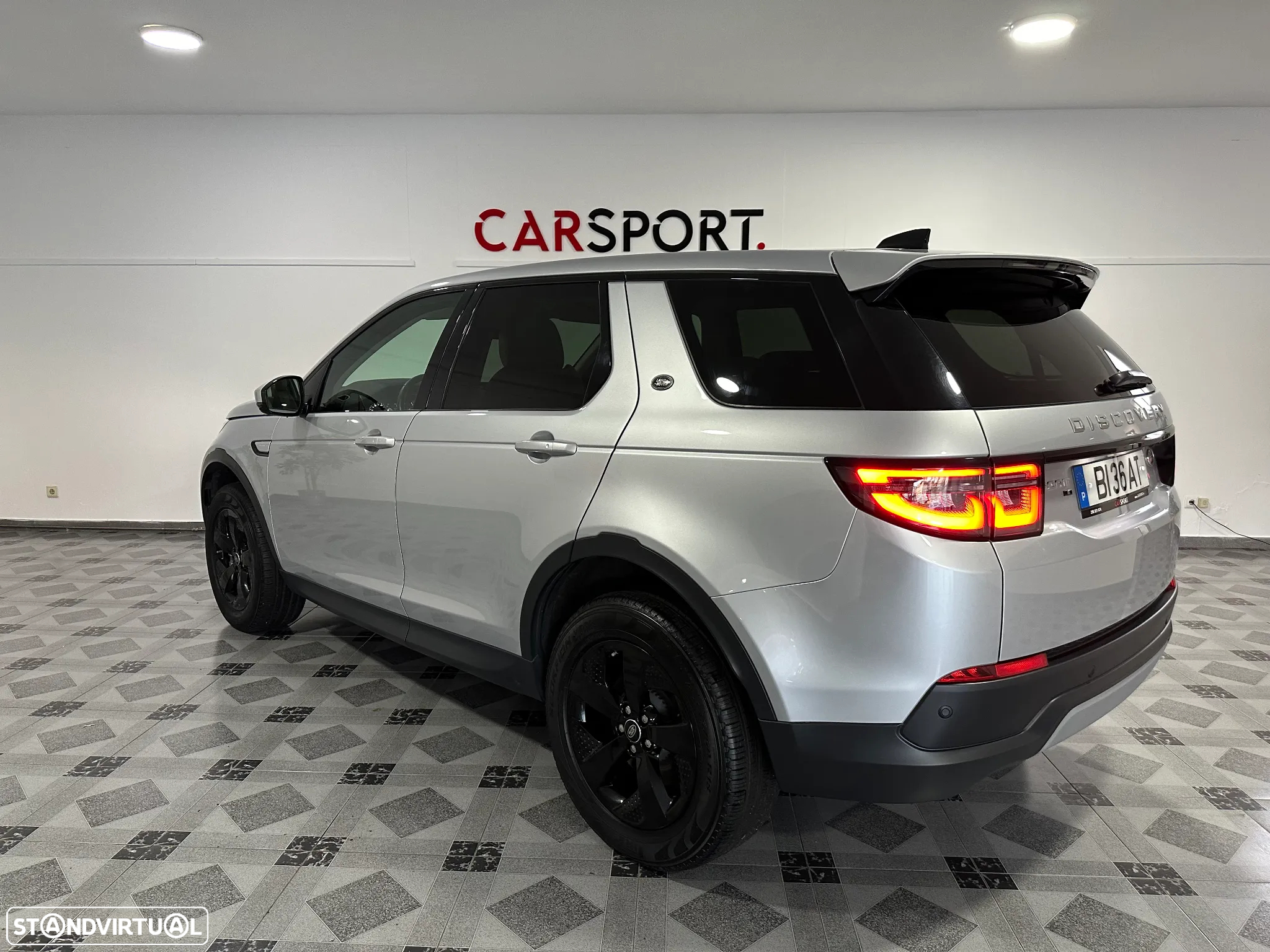 Land Rover Discovery Sport 2.0 D AWD S - 3