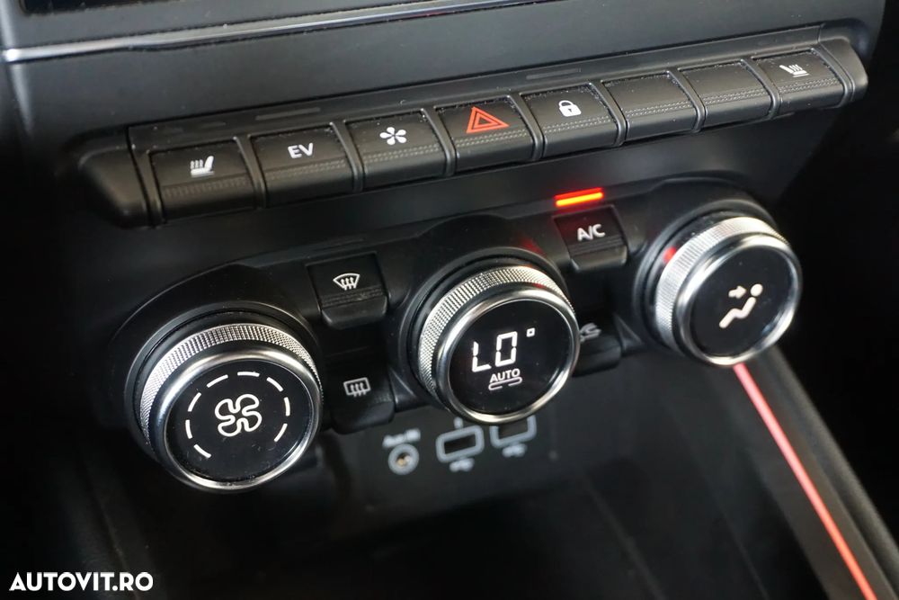 Renault Clio V E-Tech 145 Techno - 8