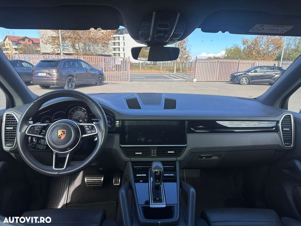 Porsche Cayenne S Tiptronic S - 12