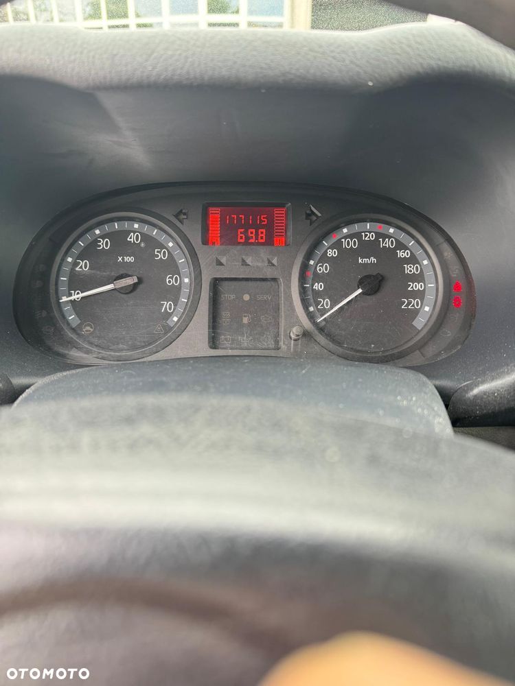 Renault Clio 1.2 16V Confort Privilege - 7