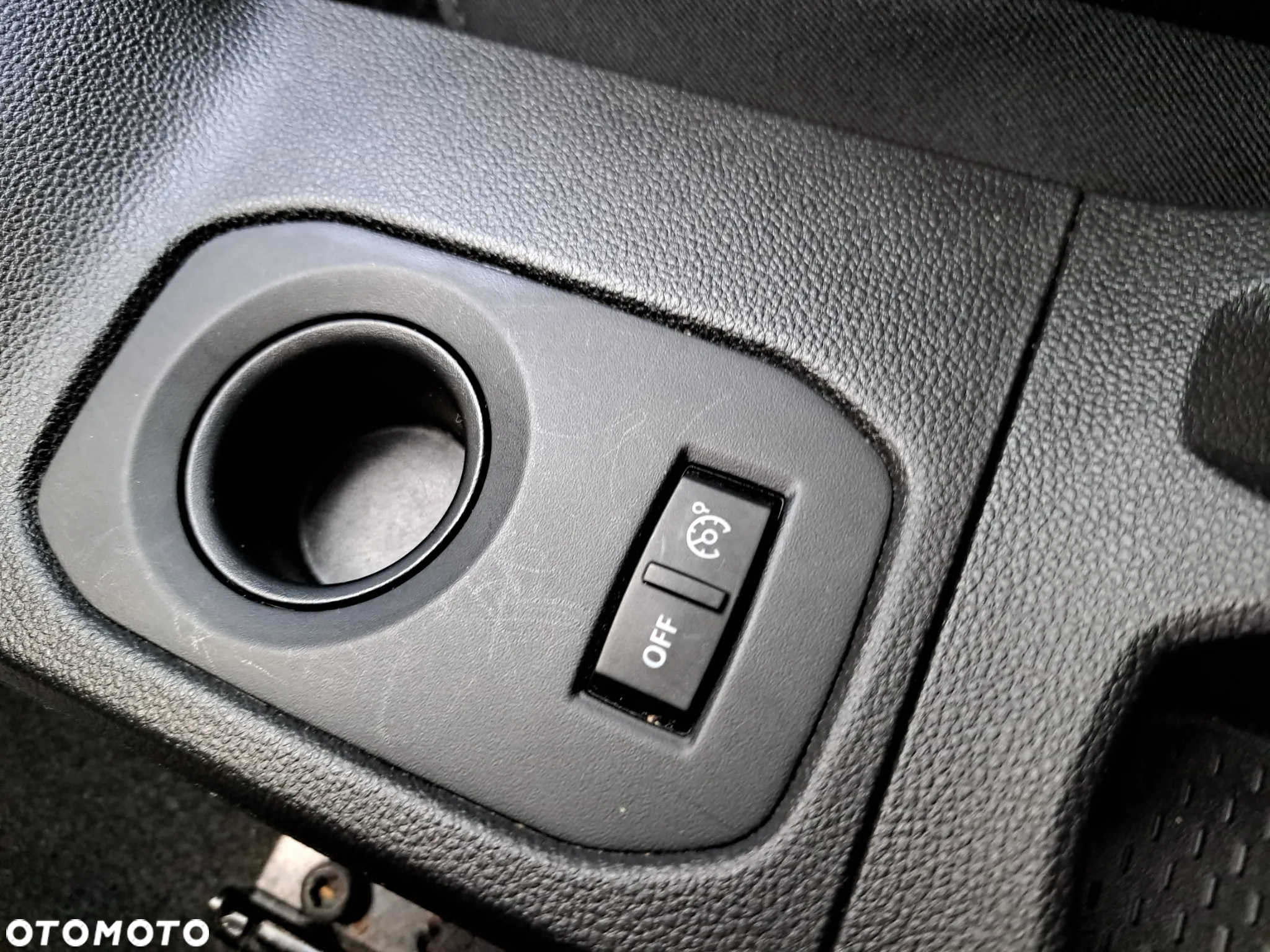 Dacia Duster 1.0 TCe Essential - 17