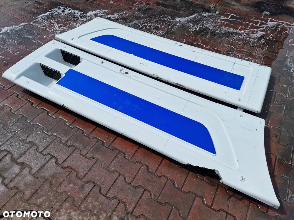 SPOJLERY BOCZNE, MIĘDZYOSIOWE MERCEDES-BENZ MP3 - 4