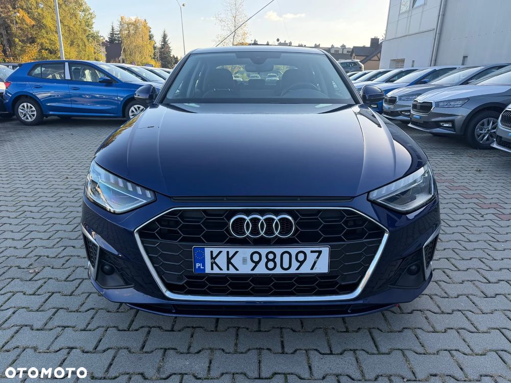 Audi A4 Limousine