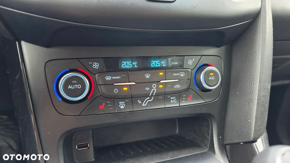 Ford Focus 1.5 TDCi DPF Start-Stopp-System Business - 18