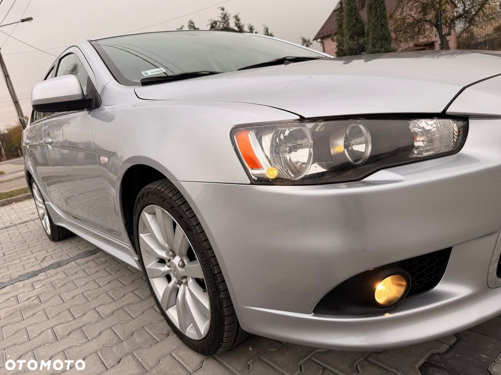 Mitsubishi Lancer 1.8 Intense - 15