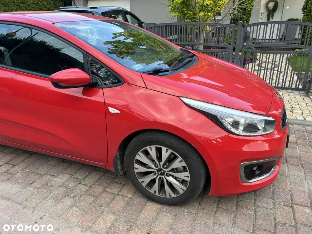 Kia Ceed 1.4 L - 11