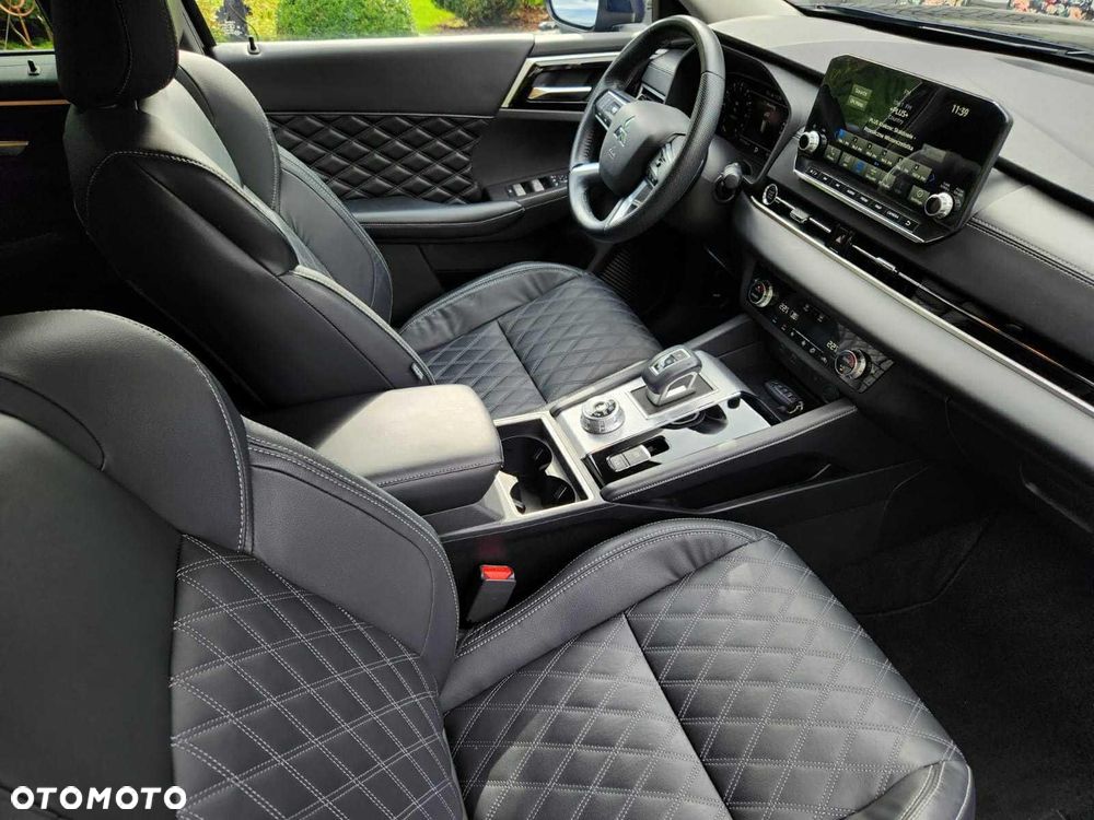 Mitsubishi Outlander - 7