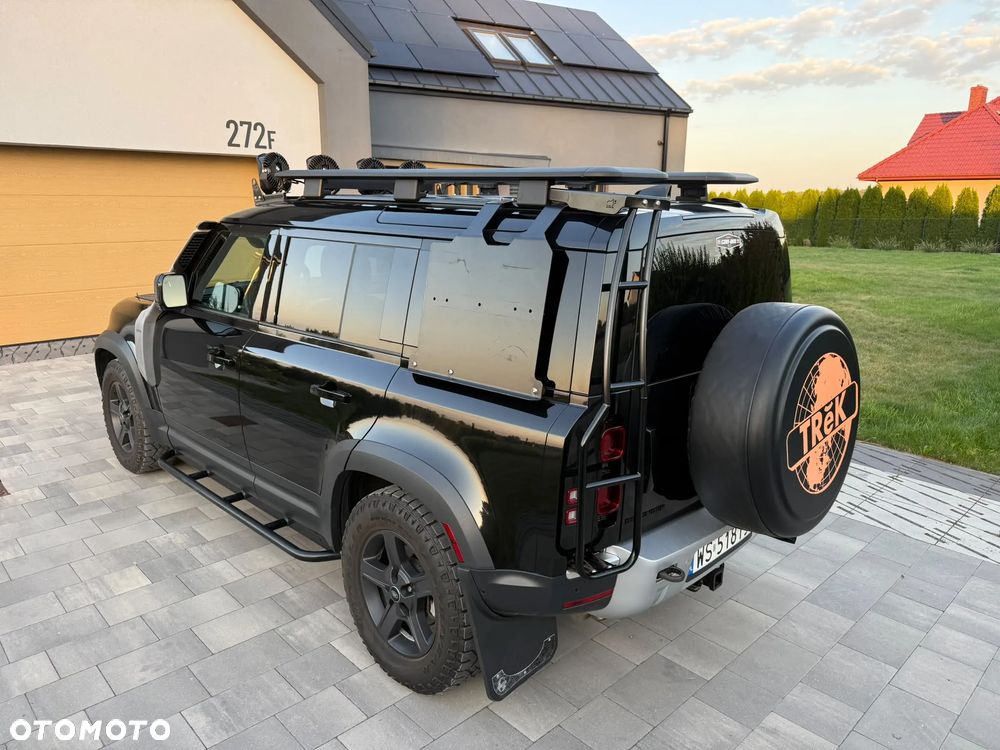 Land Rover Defender - 17