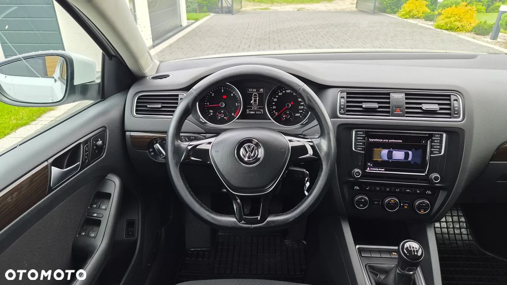 Volkswagen Jetta 2.0 TDI DPF BMT Comfortline - 9