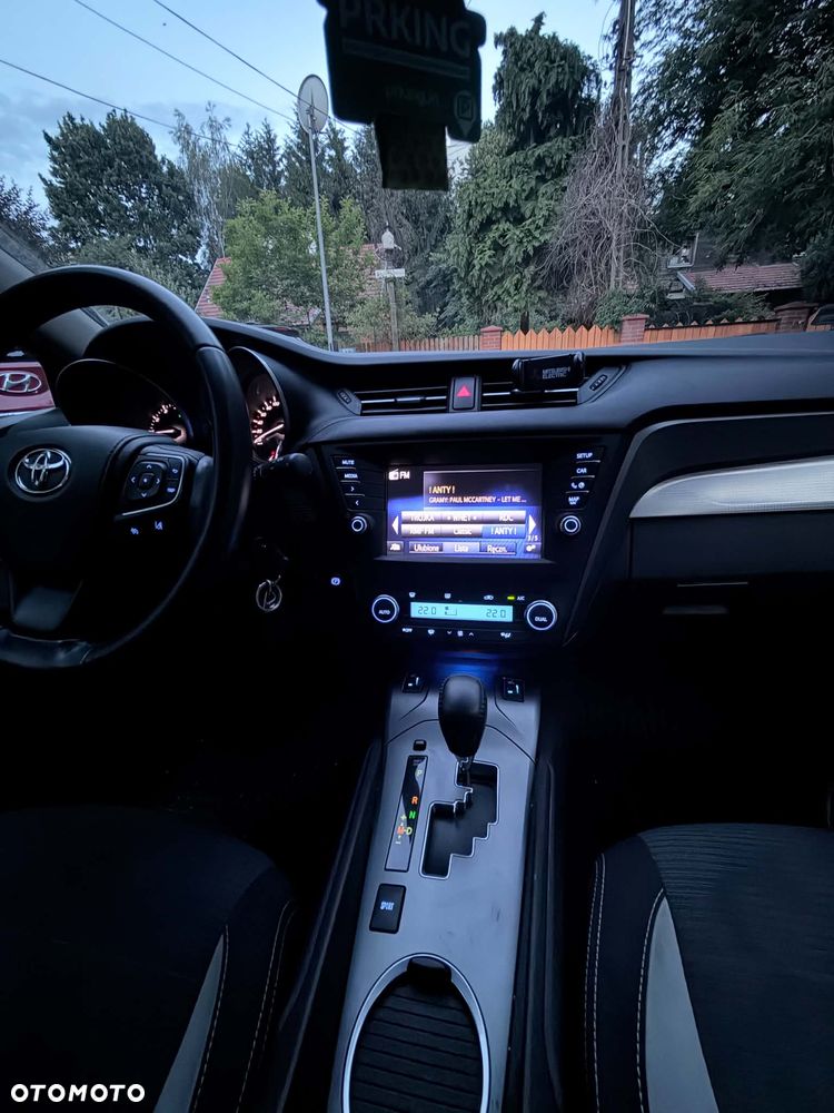 Toyota Avensis 1.8 Premium MS - 14