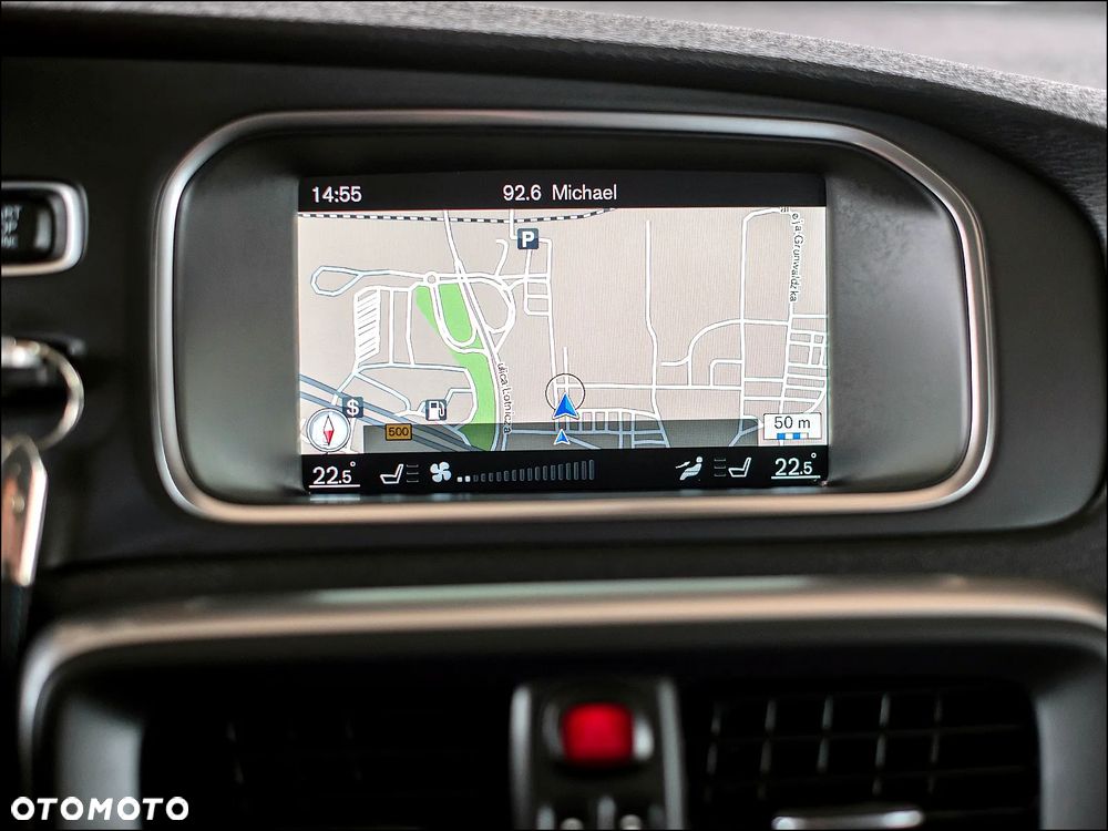 Volvo V40 Cross Country - 23