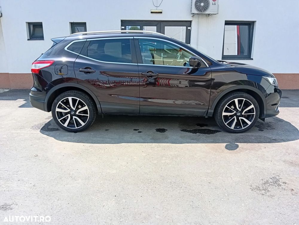 Nissan Qashqai 1.2 DIG-T Xtronic TEKNA - 24