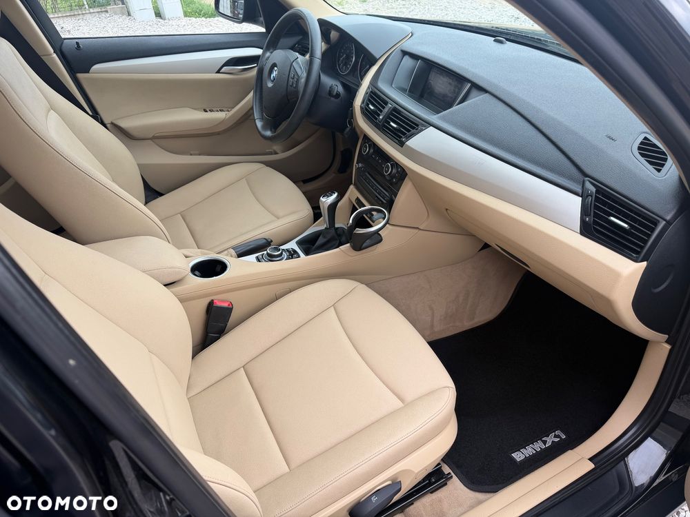 BMW X1 sDrive18d xLine - 7