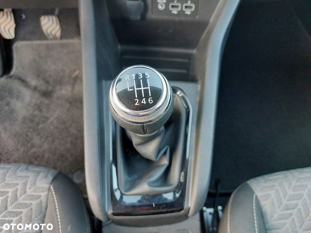 Renault Clio - 22