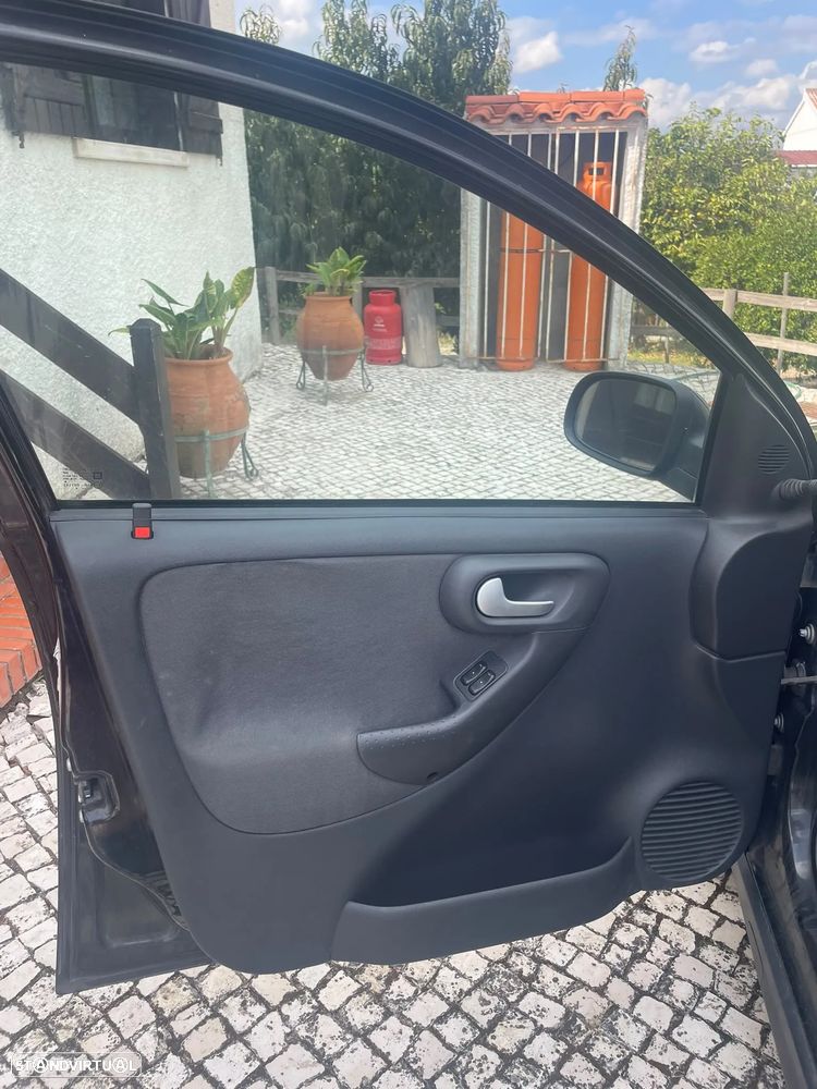 Opel Corsa - 6