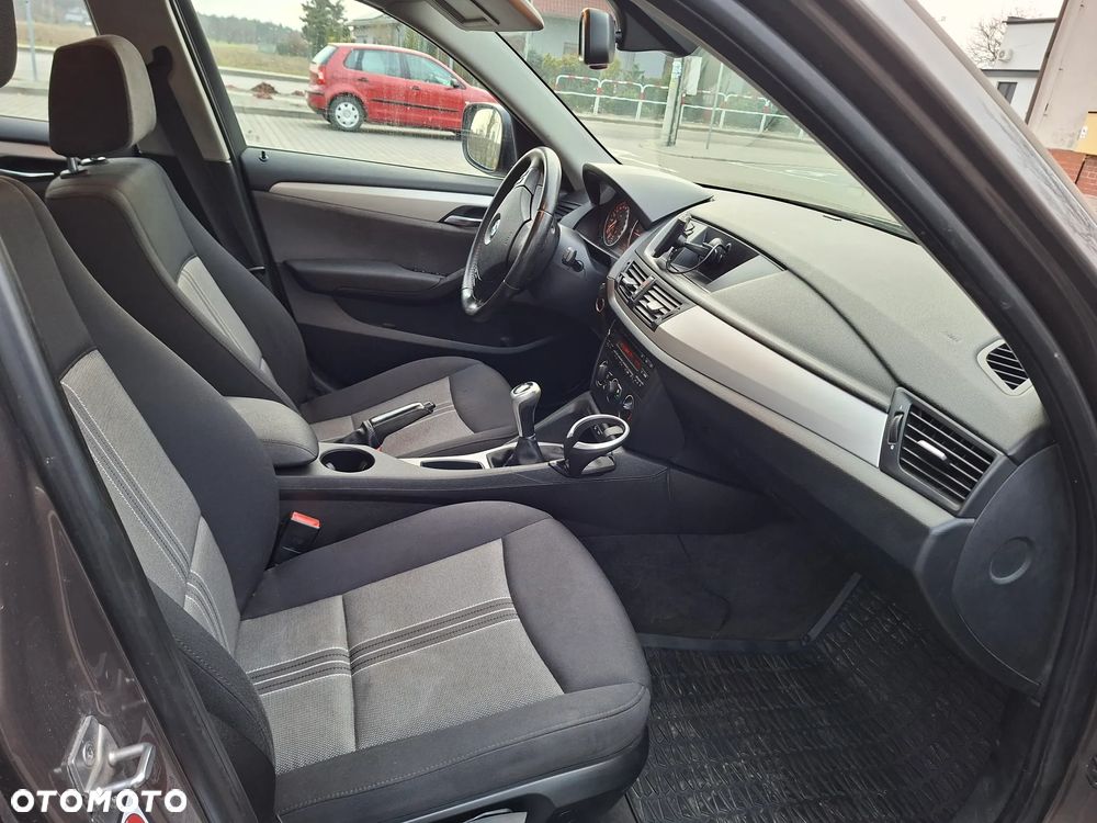 BMW X1 xDrive20d - 4