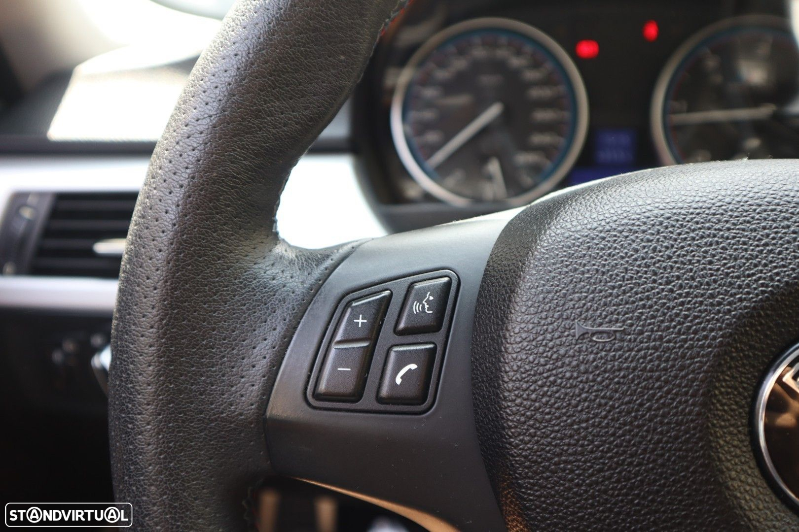 BMW 318 d Touring Sport - 24
