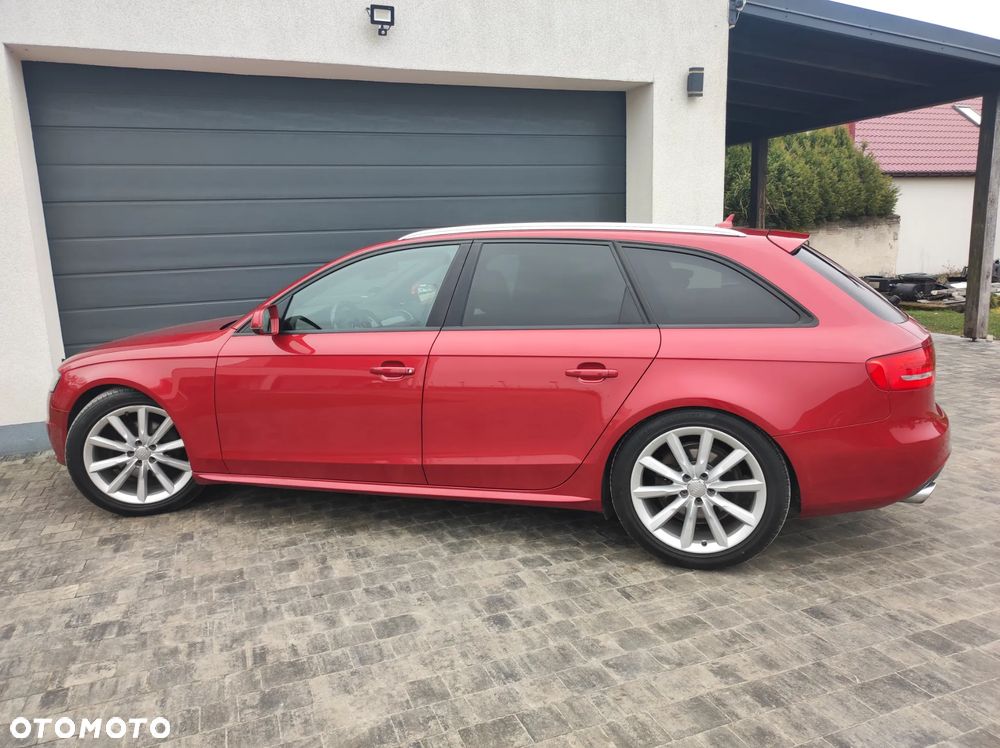 Audi A4 Avant - 29
