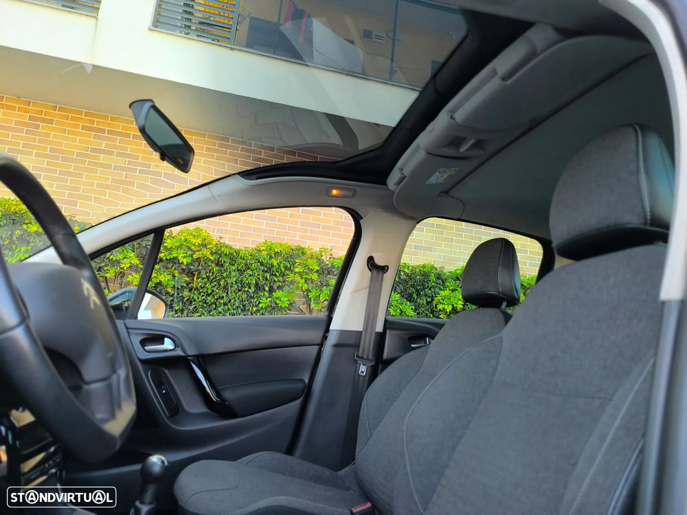 Citroën C3 1.2 PureTech Shine - 10