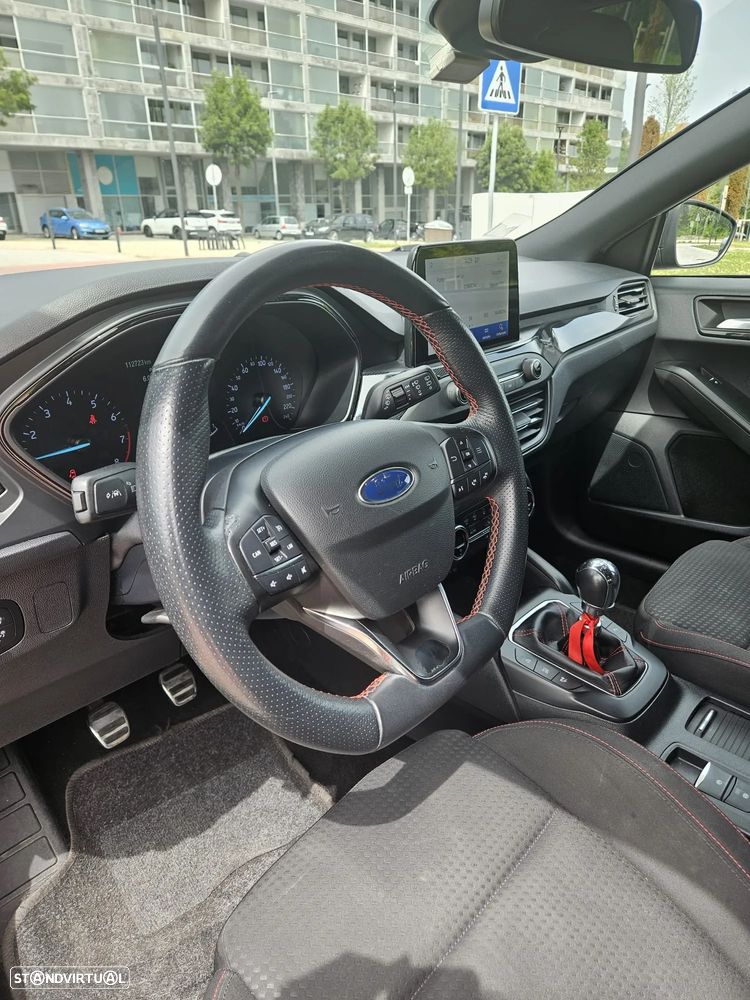 Ford Focus 1.0 EcoBoost MHEV ST-Line - 8