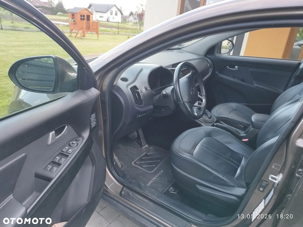 Kia Sportage 2.0 CRDI 4WD Automatik Dream-Team Edition - 8
