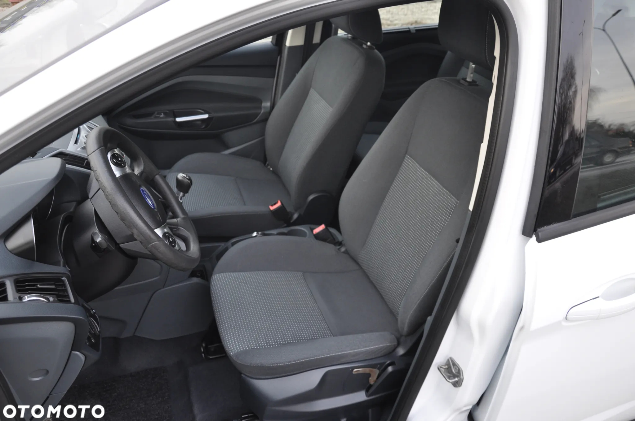 Ford Grand C-MAX 2.0 TDCi Champions Edition - 14