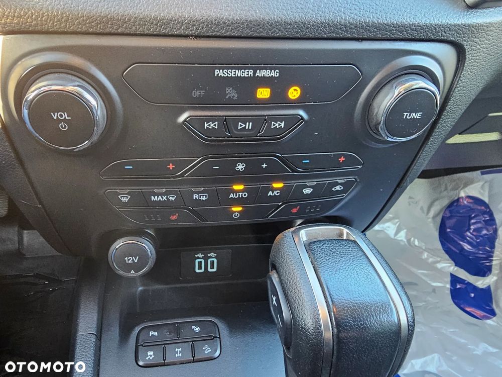 Ford Ranger 2.0 EcoBlue 4x4 DC Limited - 18