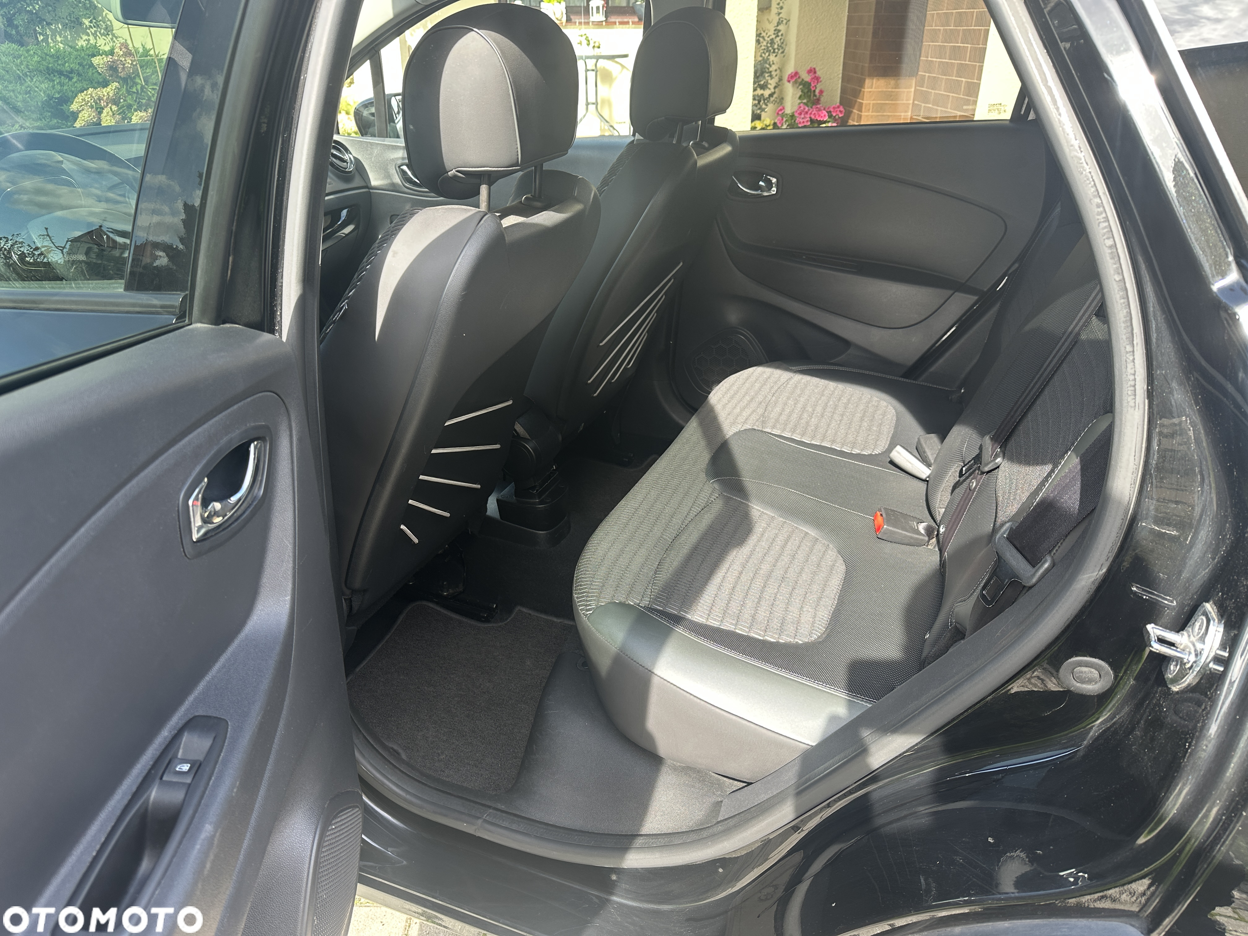 Renault Captur 1.2 Energy TCe XMOD EDC - 14