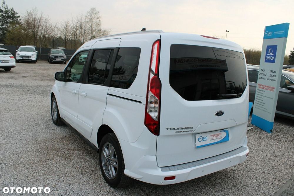 Ford Tourneo Connect - 9