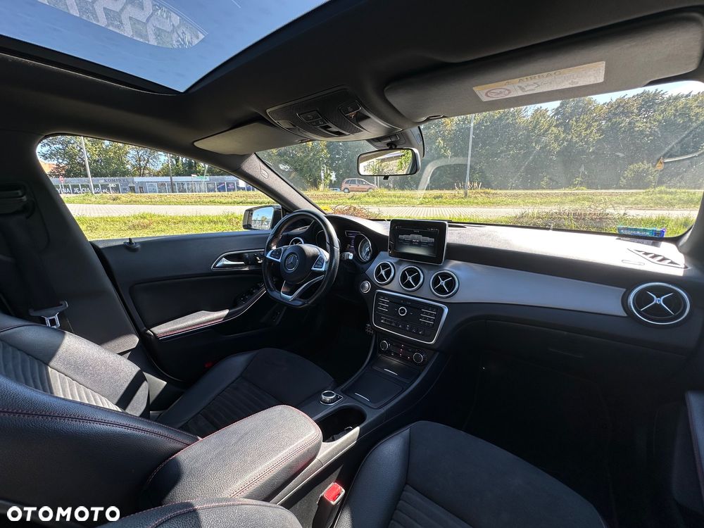 Mercedes-Benz CLA - 22