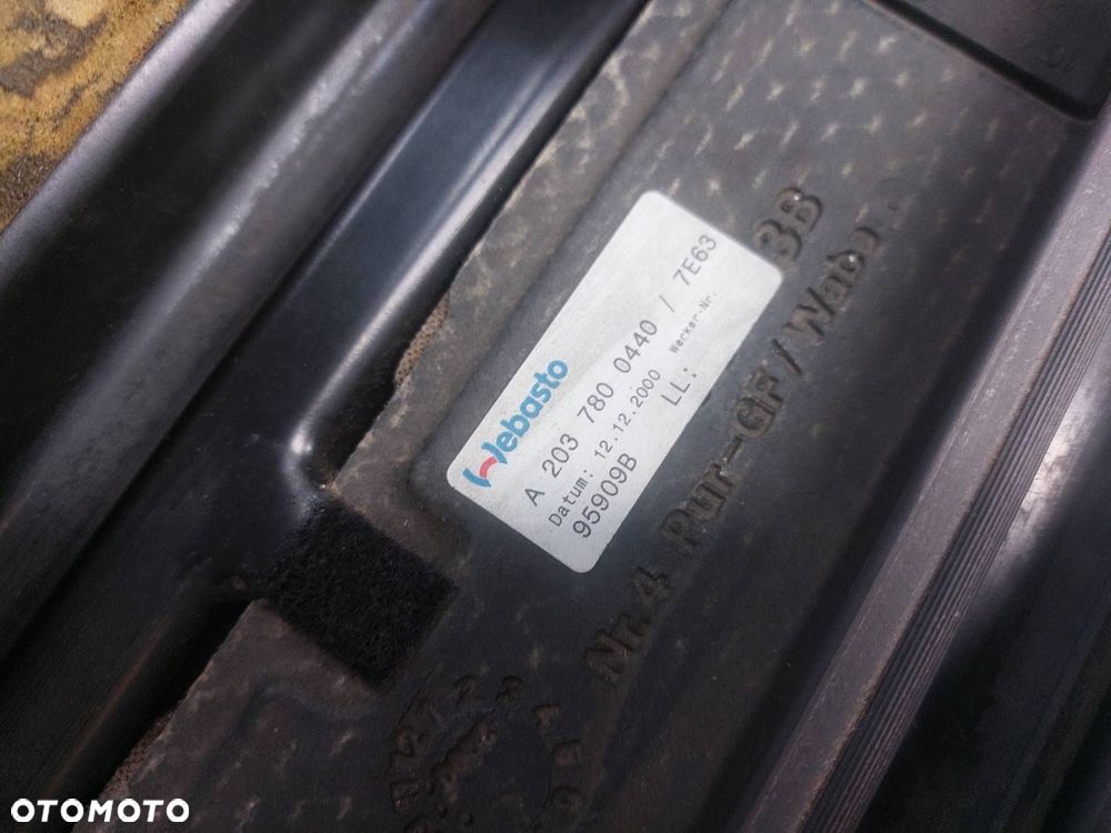 SZYBERDACH MERCEDES-BENZ W203 SEDAN 2037800440 2037800029 2038203142 - 3
