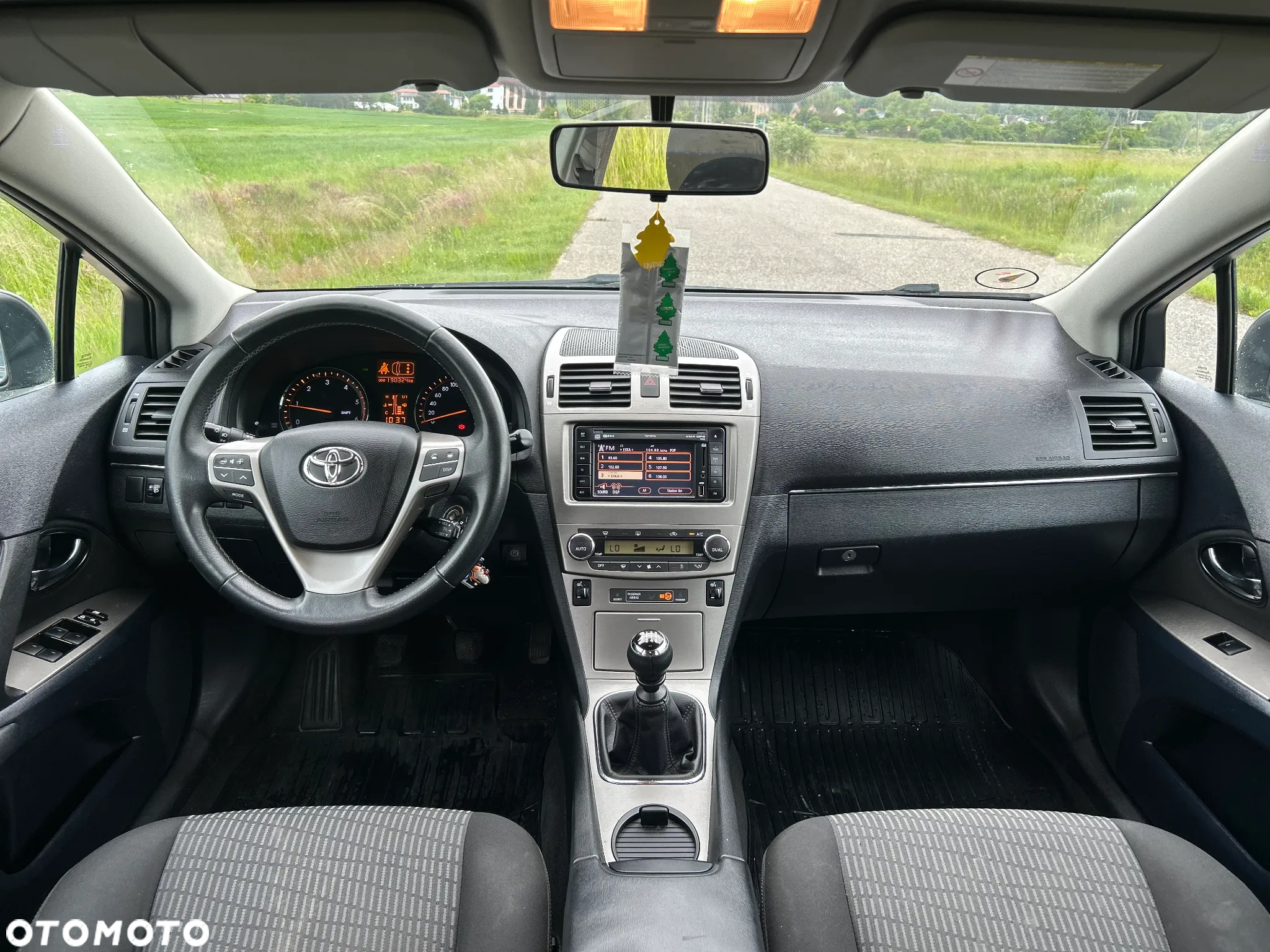 Toyota Avensis 2.0 D-4D Premium - 7