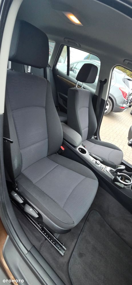 BMW X1 xDrive20d xLine - 36