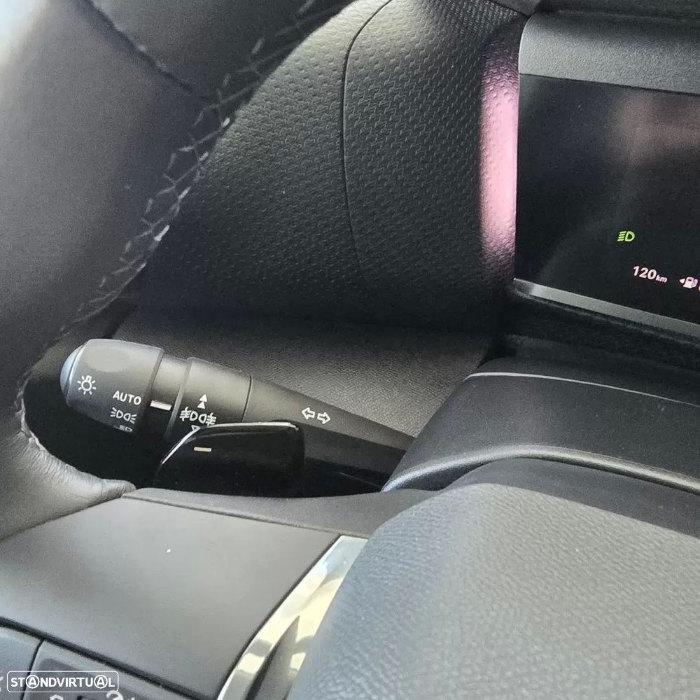 Citroën C4 X PureTech 130 Stop&Start EAT8 MAX - 29