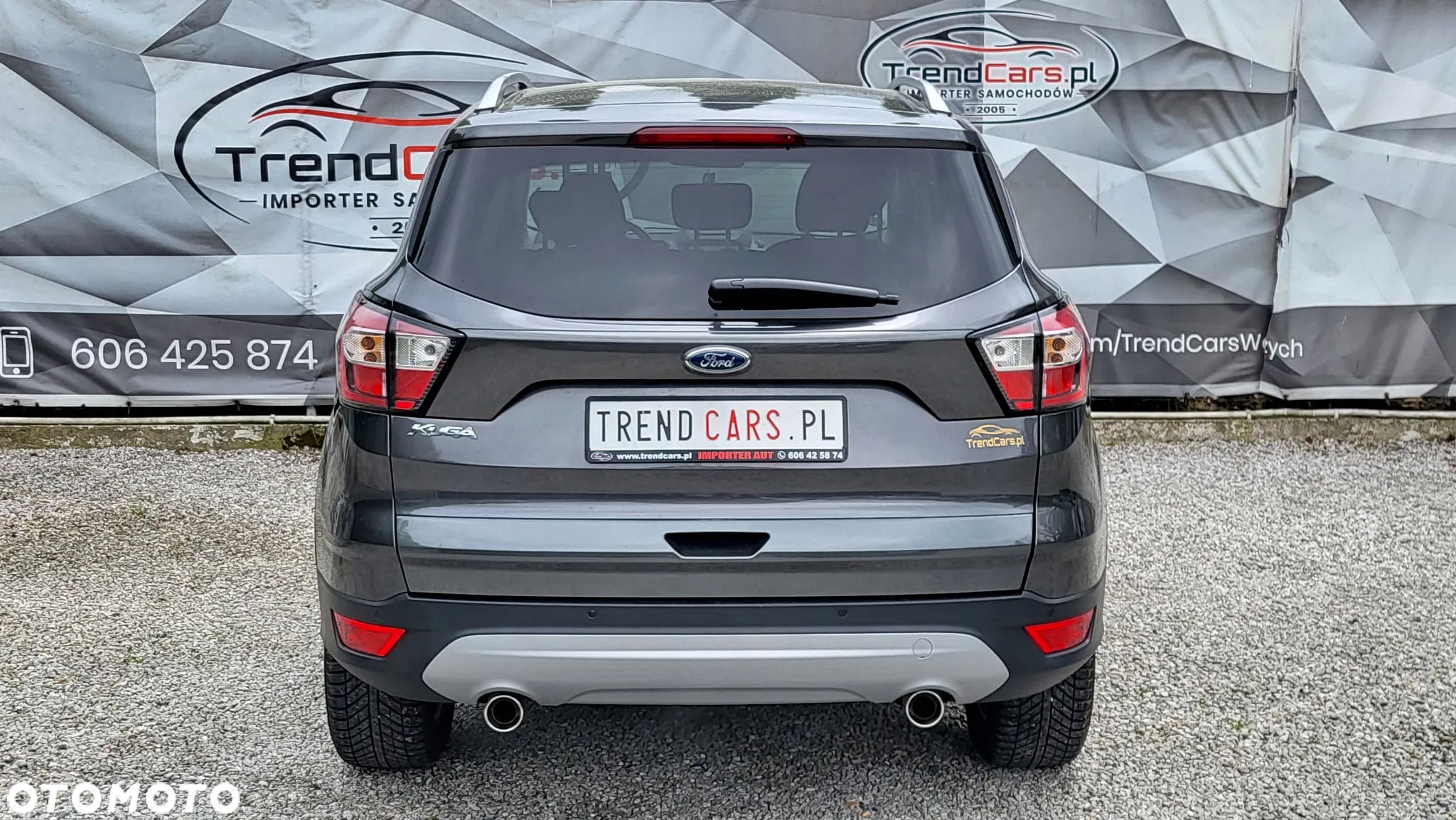 Ford Kuga 1.5 EcoBoost TITANIUM - 9