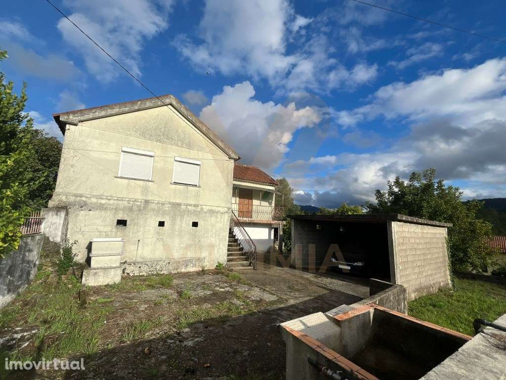 Moradia Para Restauro T3 - Rebordões Santa Maria - Ponte de Lima - Grande imagem: 2/21