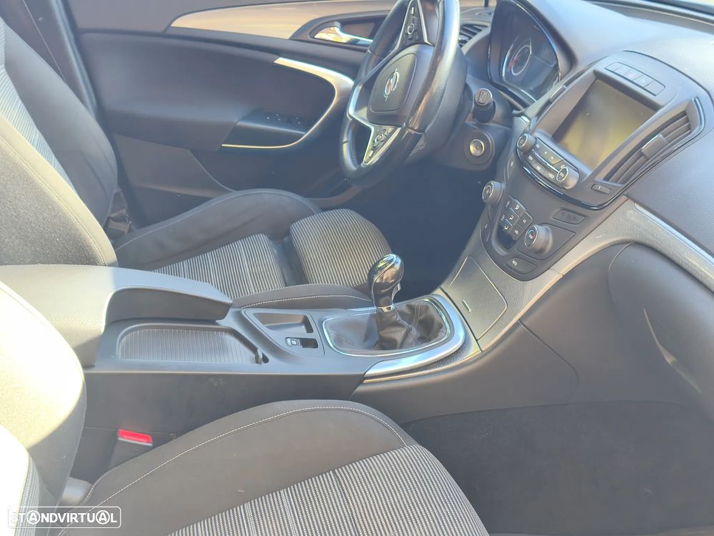 Opel Insignia Sports Tourer 2.0 CDTi Executive S/S - 24