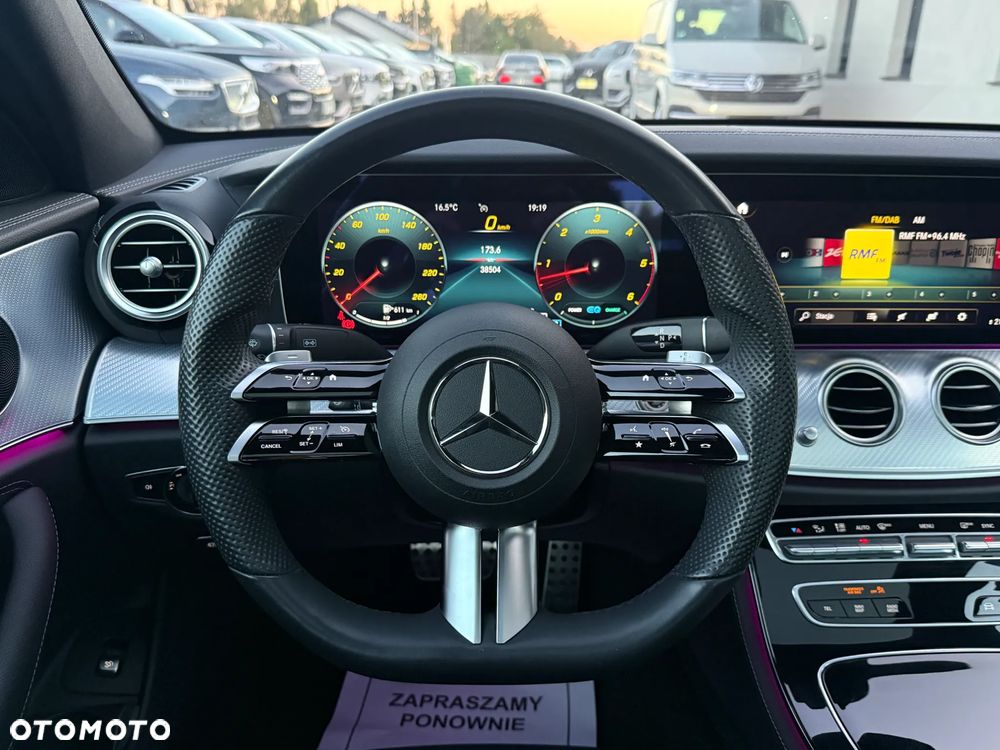 Mercedes-Benz Klasa E 220 d 9G-TRONIC AMG Line - 36